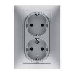 DOBLE TOMA CORRIENTE 16 AH. 250 V. ALUMINIO 9225